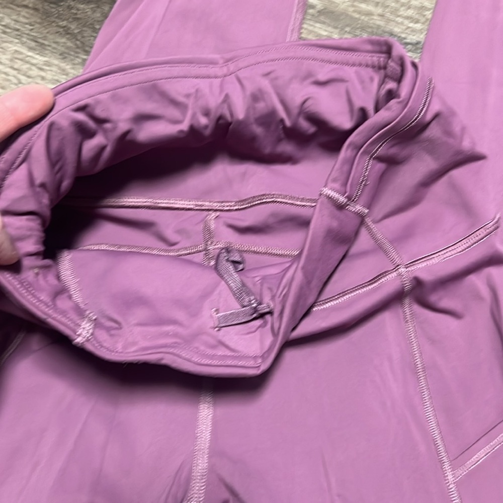 Lululemon leggings - Picture 3 of 6